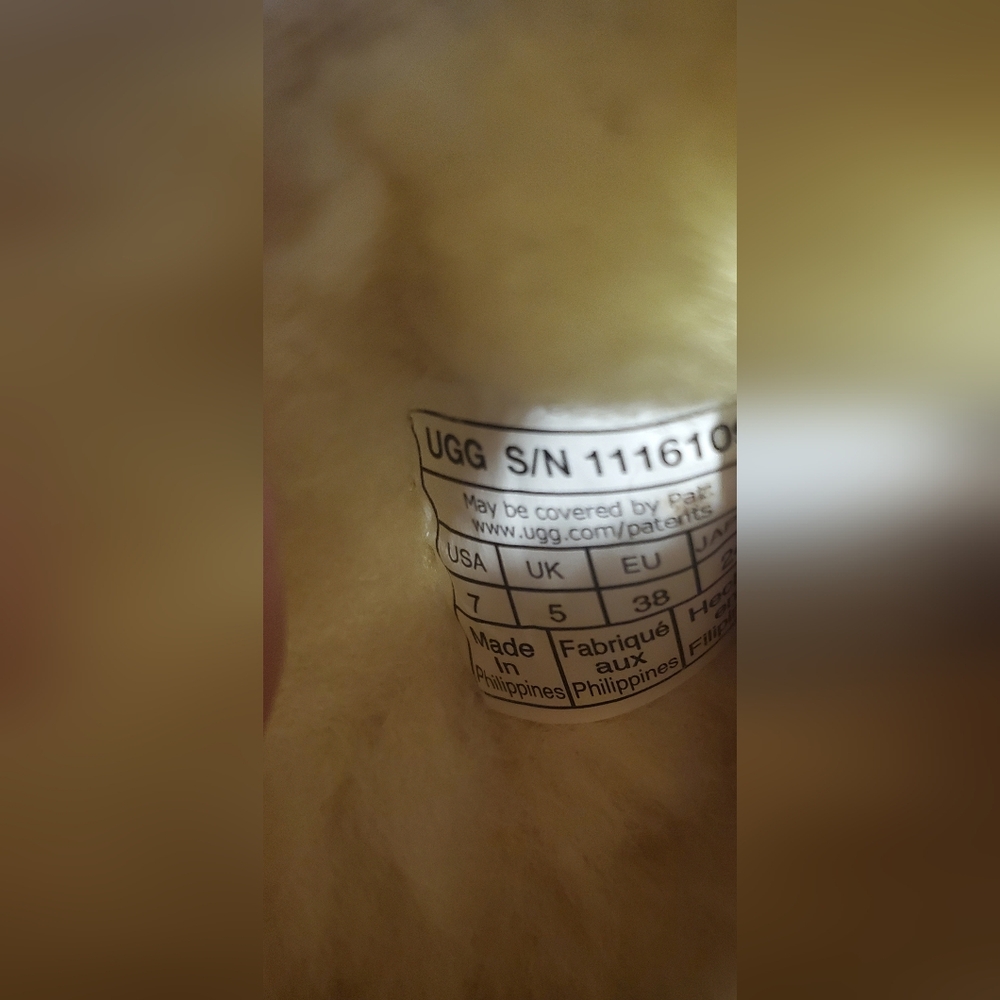 Ugg Classic Ultra Mini - image 7